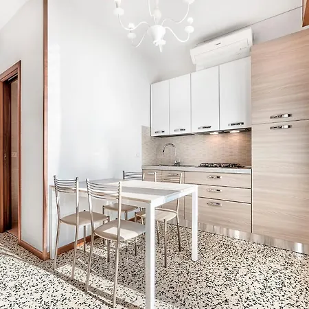 Happy House - Host Solution Apartment